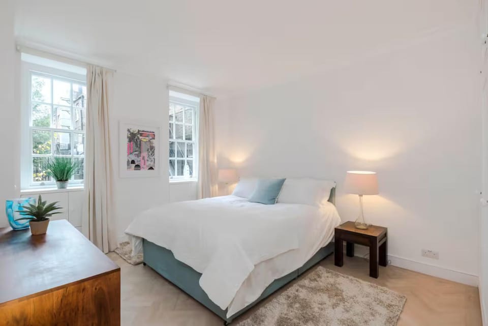 Bright and Leafy 1 Bedroom Flat in the Heart of Chelsea Apartment in City of Westminster