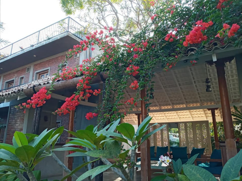 N 34 Campground/ 
RV Resort in Mirissa