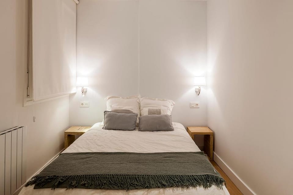 Apartamento minimalista en el corazón de Bilbao Apartment in Bilbao