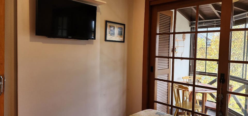 TV and multimedia, Bedroom