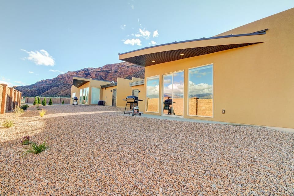 Rim View 2 House in Spanish Valley