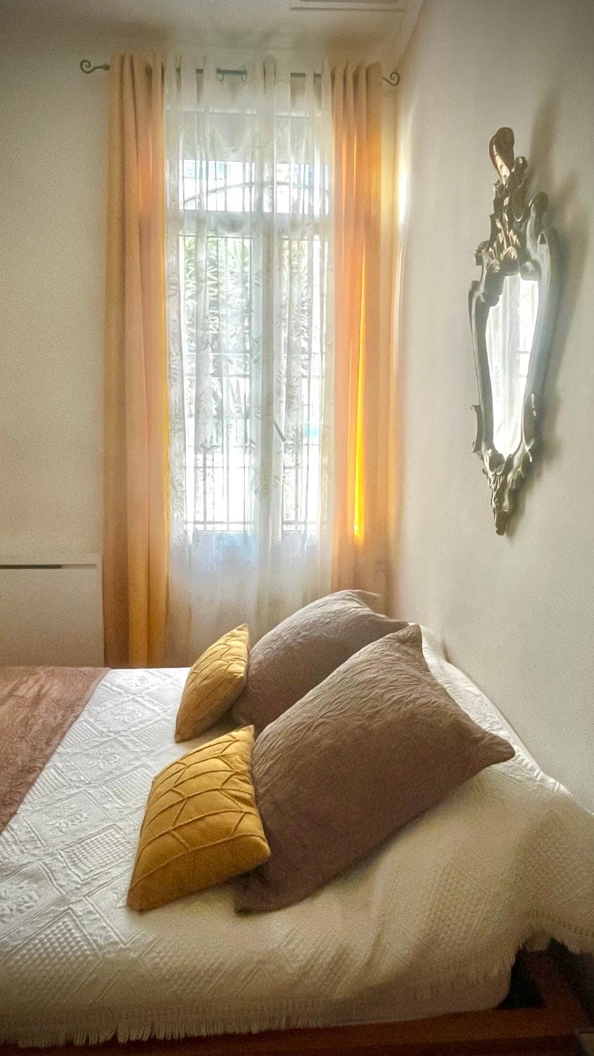 THE YELLOW HOUSE Apartment in Perpignan