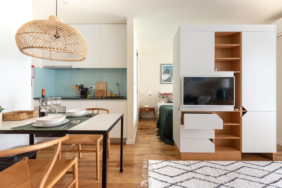 Kitchen or kitchenette, Living room, Dining area