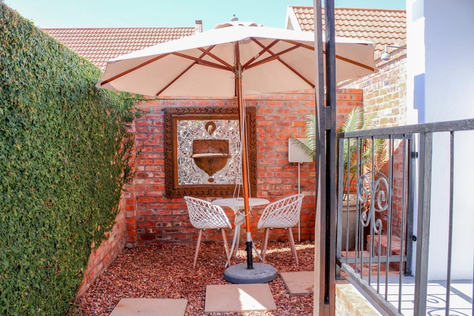 Inner courtyard view