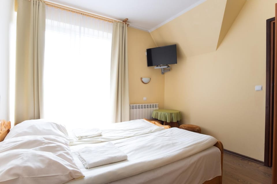 TV and multimedia, Photo of the whole room
