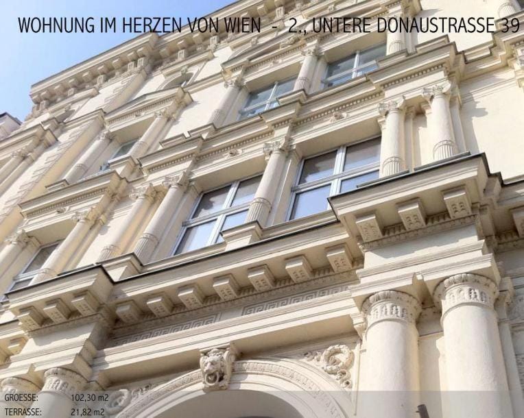 Facade/entrance, Winter, Summer