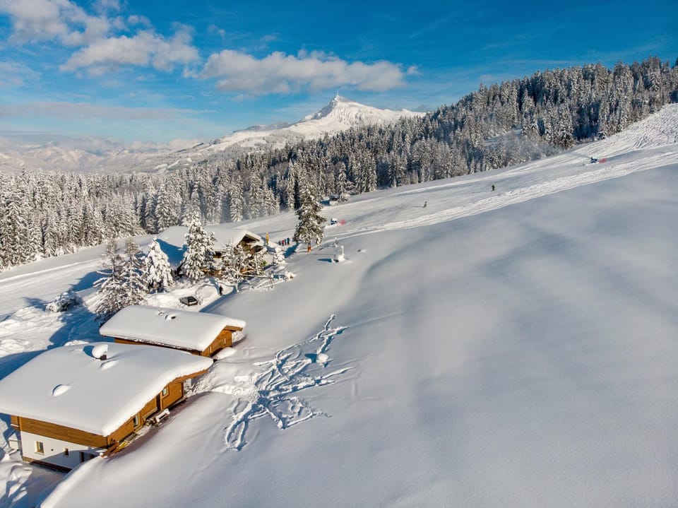 Winter, On site