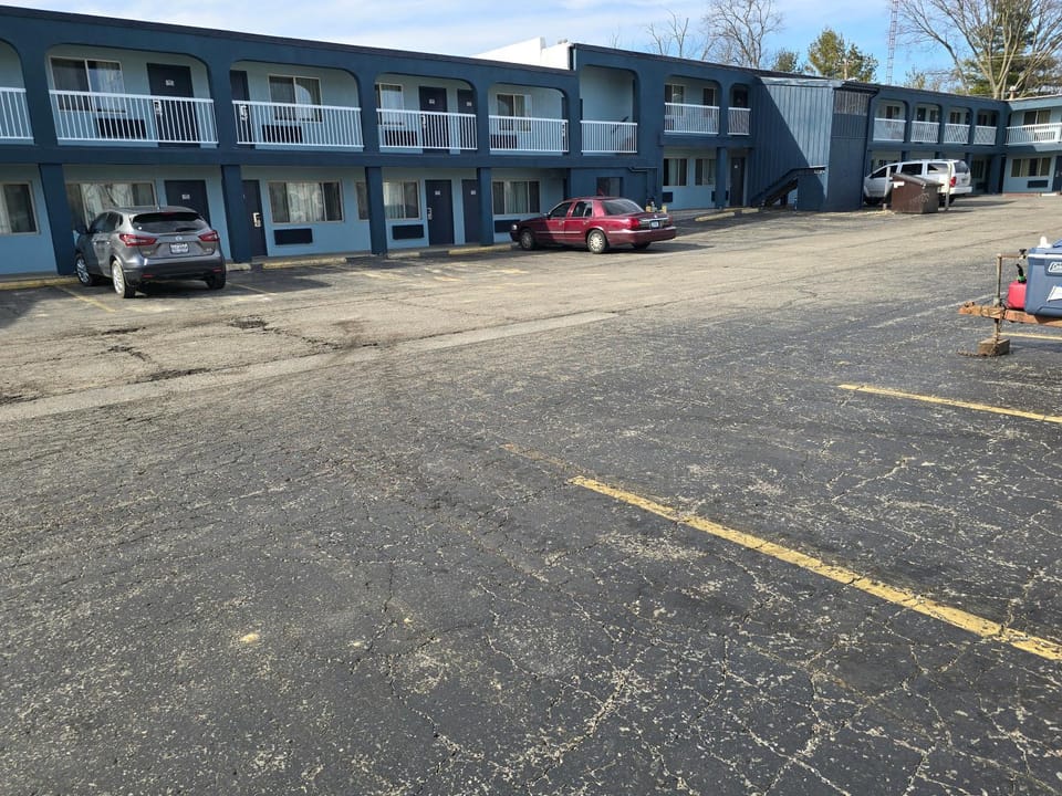 Richmond Inn and Suites Motel in Indiana