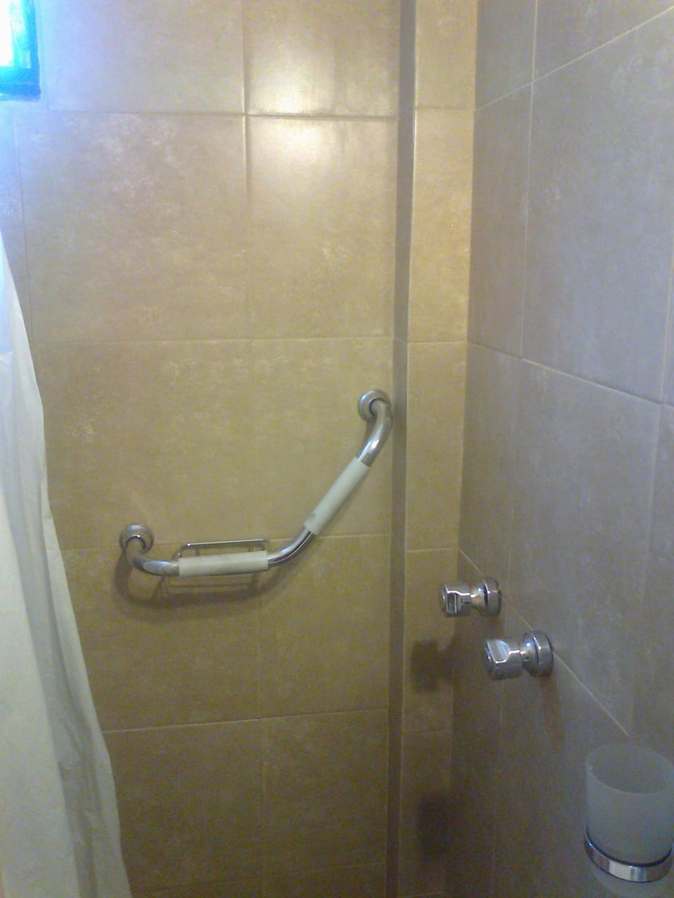 Bathroom, Decorative detail
