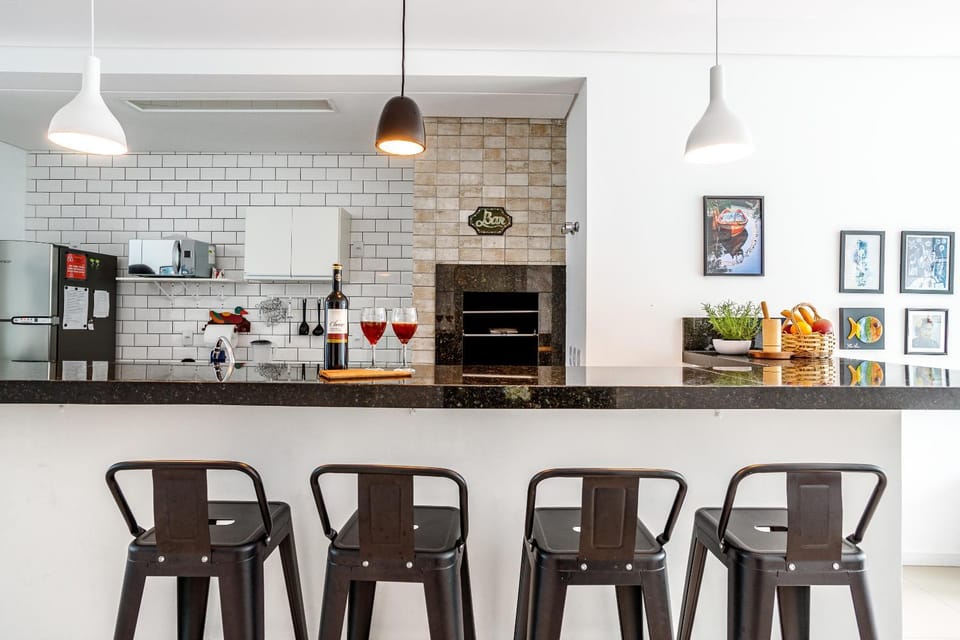 BBQ facilities, Food and drinks