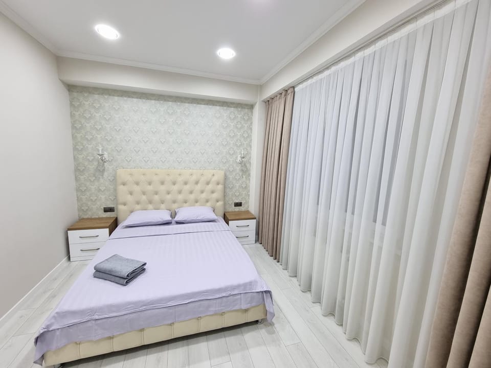 Grand and Great 2-bedrooms Apartments Apartment in Chișinău