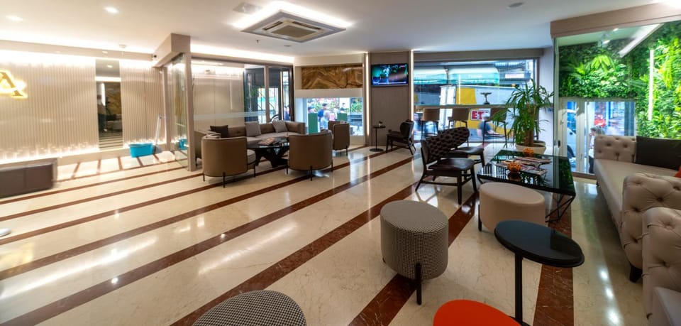 Lobby or reception, Seating area