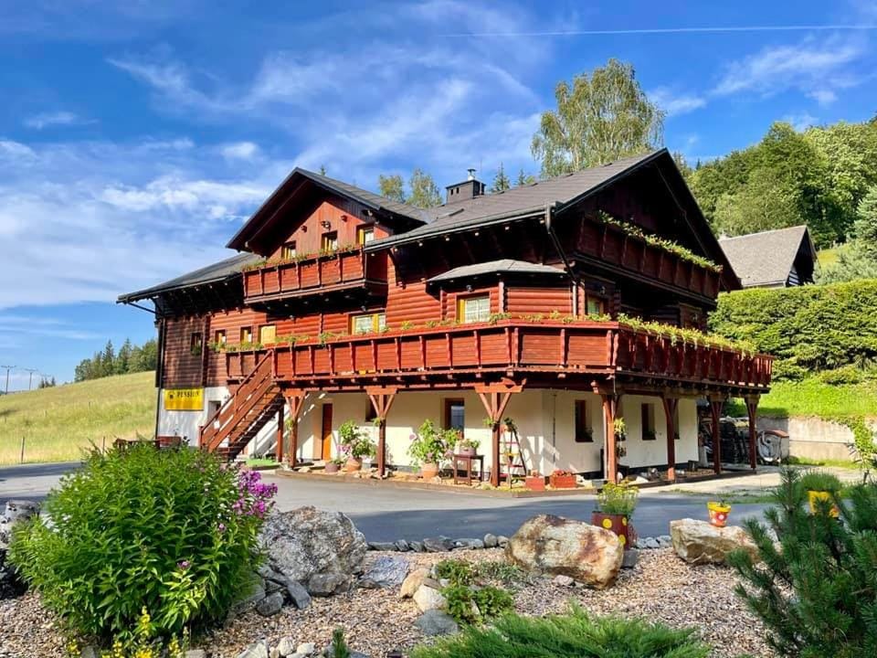 Pension Grizzly Bed and Breakfast in Czechia