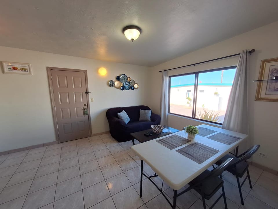 #55 Suite Bungalow Seaside Hotel & Victors RV Park Hotel in San Felipe