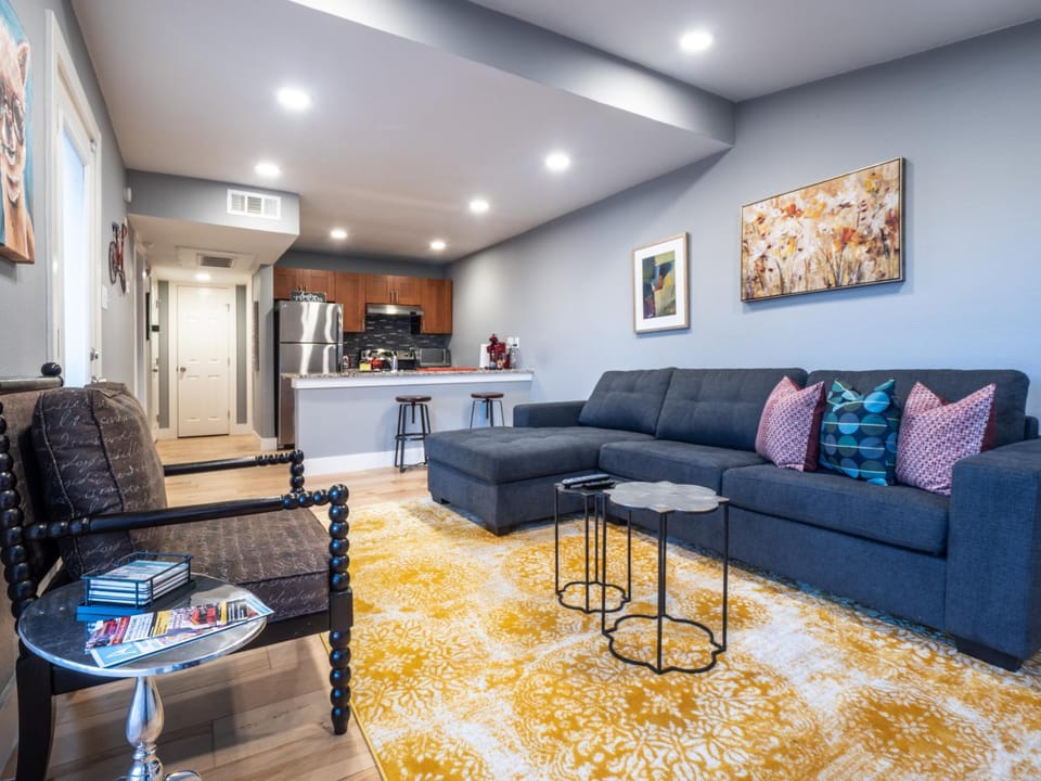 Verandas at Uptown Apartment in Austin