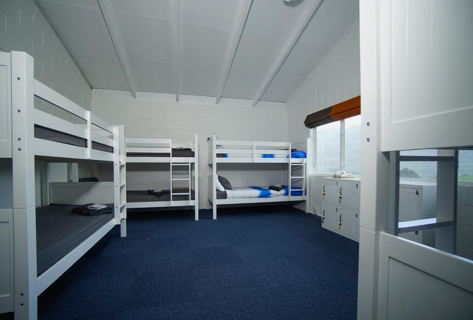 Photo of the whole room, bunk bed