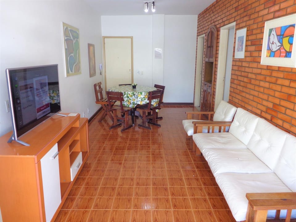 TV and multimedia, Living room, Dining area, microwave