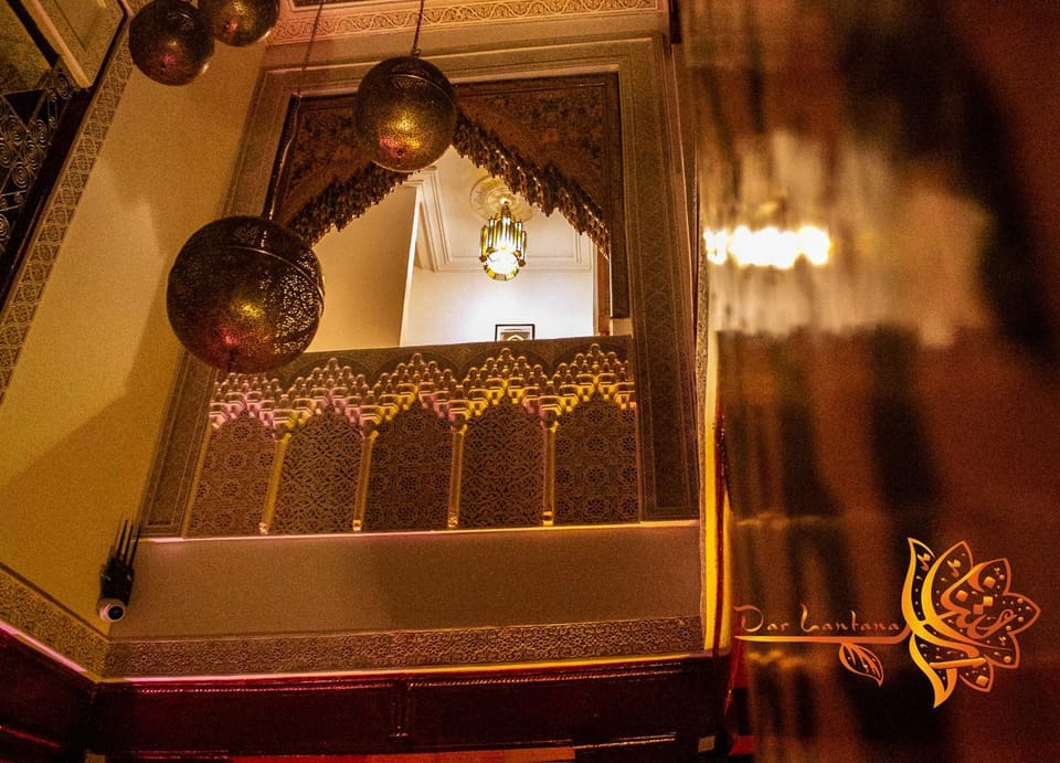 Property building, Night, Decorative detail