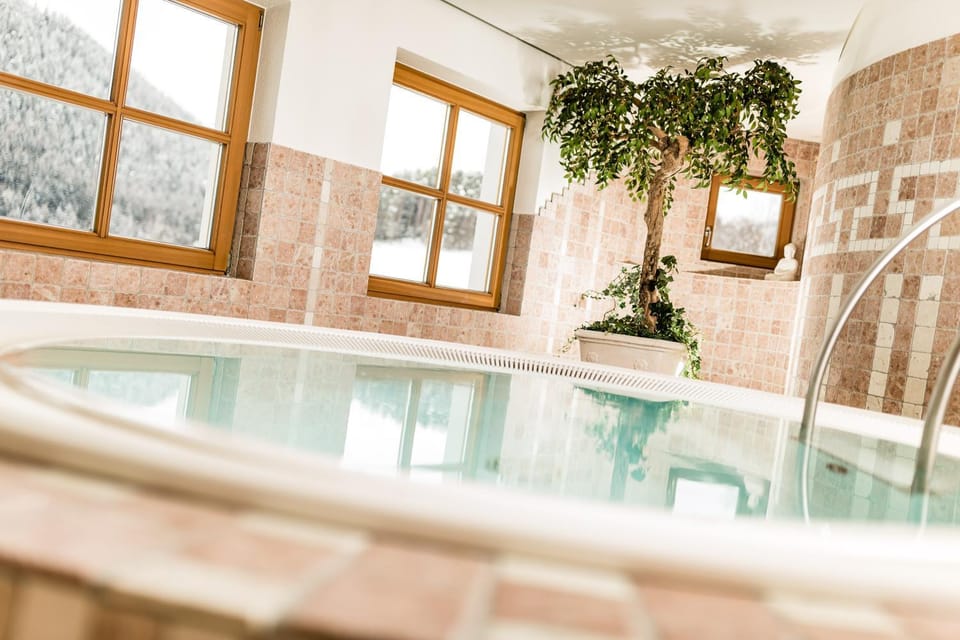 Hot Tub, Sauna, Spa and wellness centre/facilities