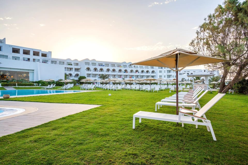 Garden, Swimming pool