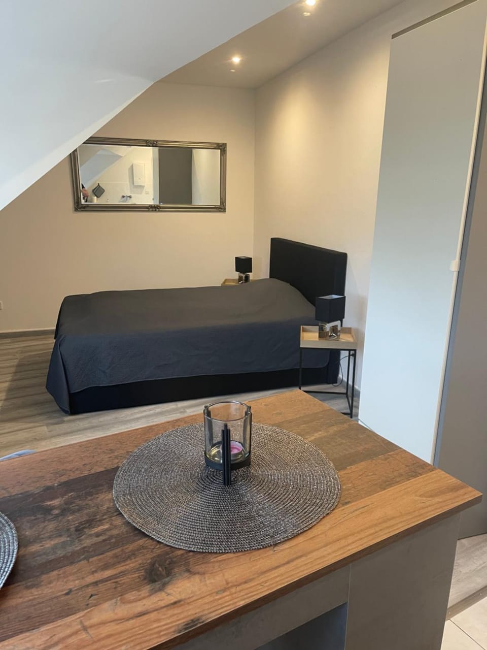 25 qm Ferienwohnung Neuss Furth Apartment in Neuss