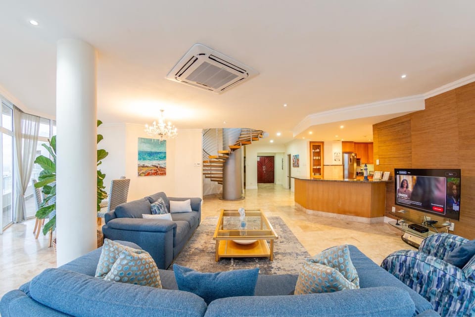 Communal lounge/ TV room, Seating area
