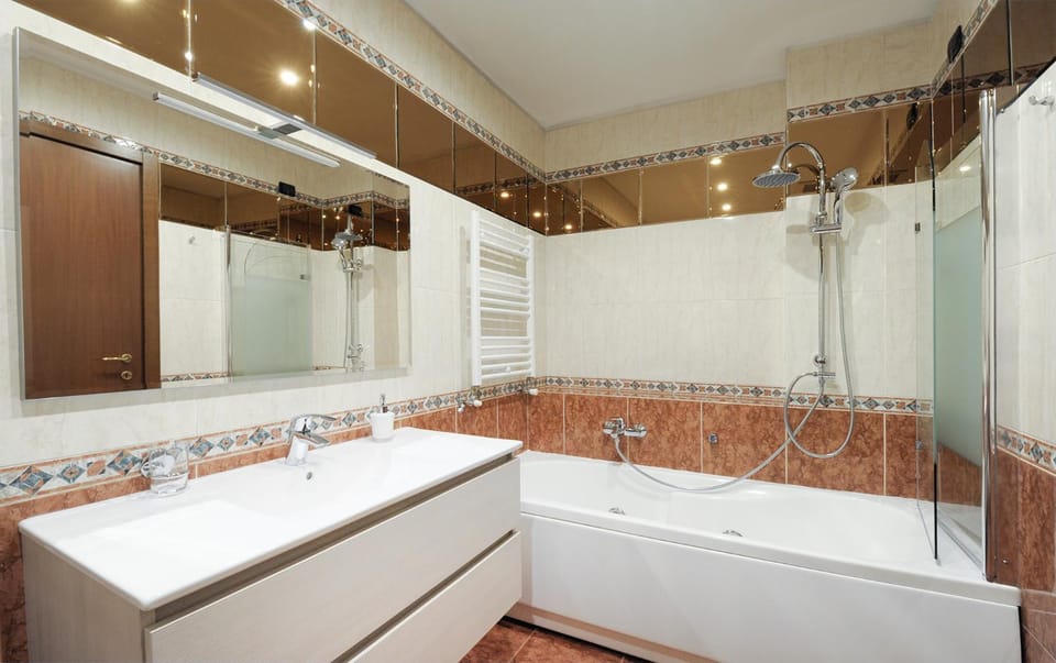 Bathroom, Bath
