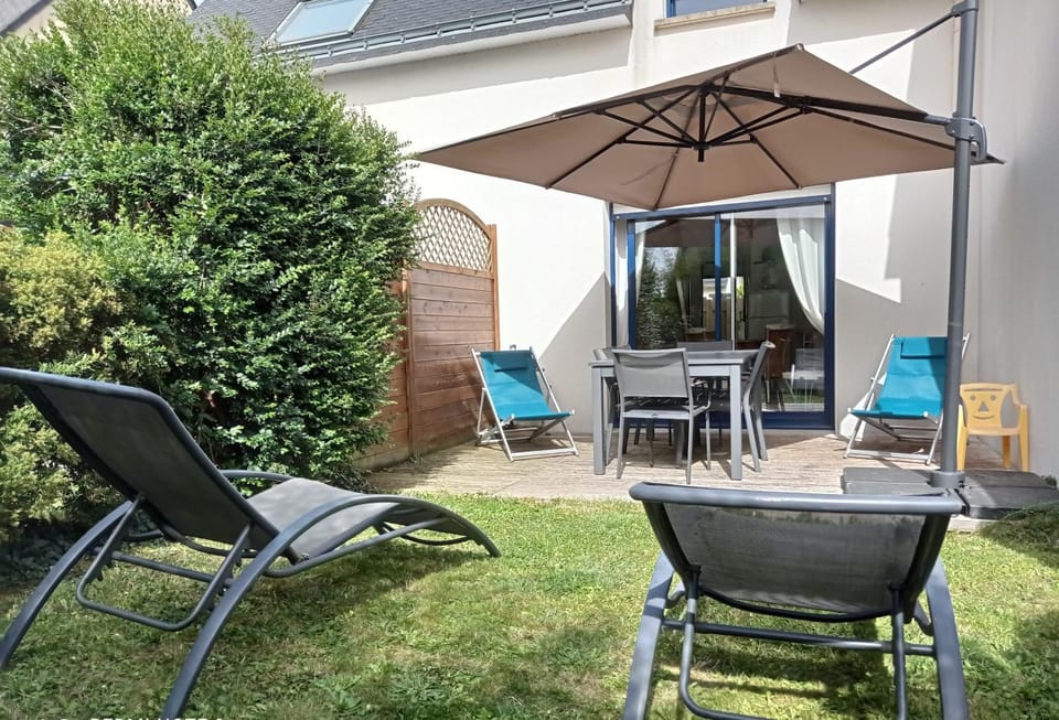 GITE DE PEN VRAZ House in Brittany