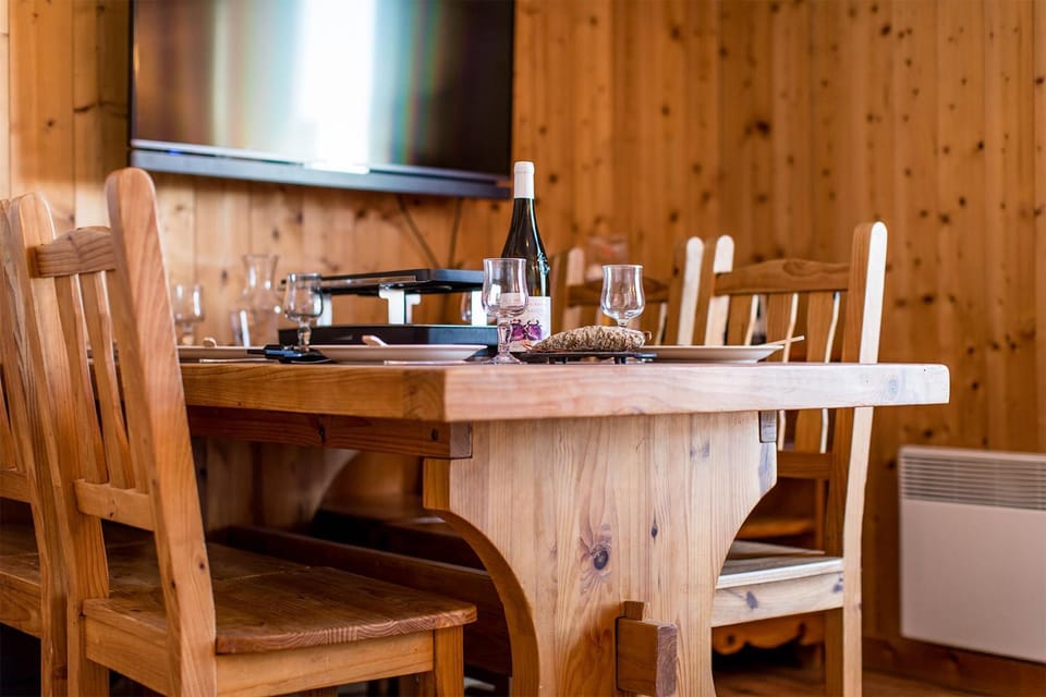 Madame Vacances Les Chalets du Berger Premium*** Apartment hotel in Auvergne-Rhône-Alpes