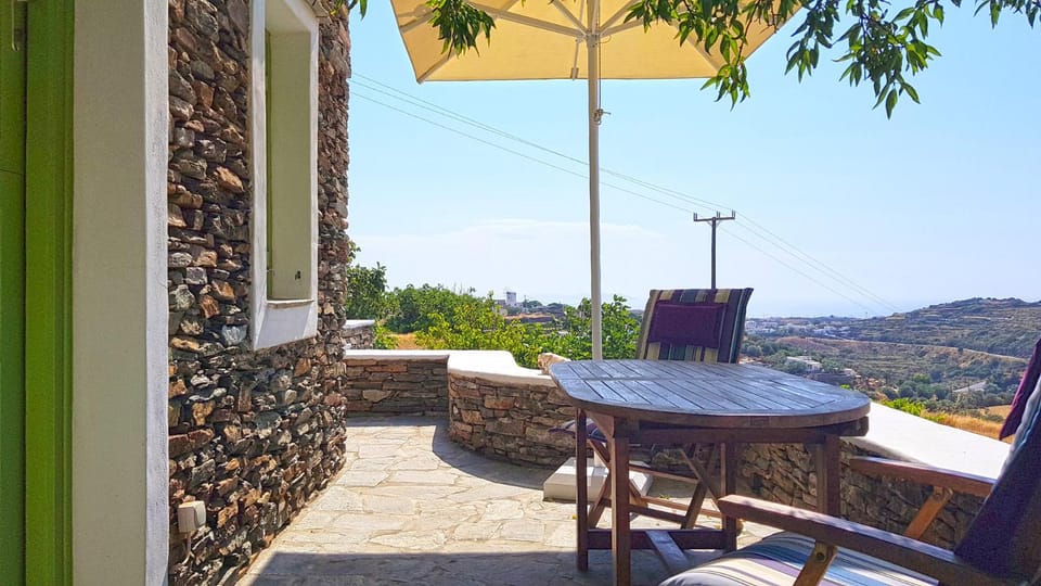 Cycladic Vineyard House House in Milos