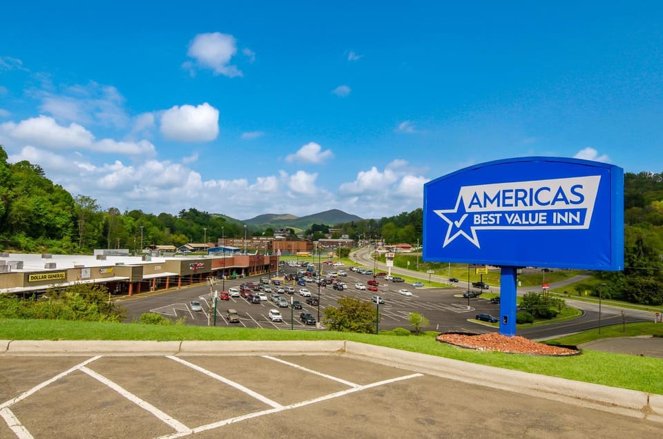 Americas Best Value Inn & Suites Independence VA Hotel in Independence