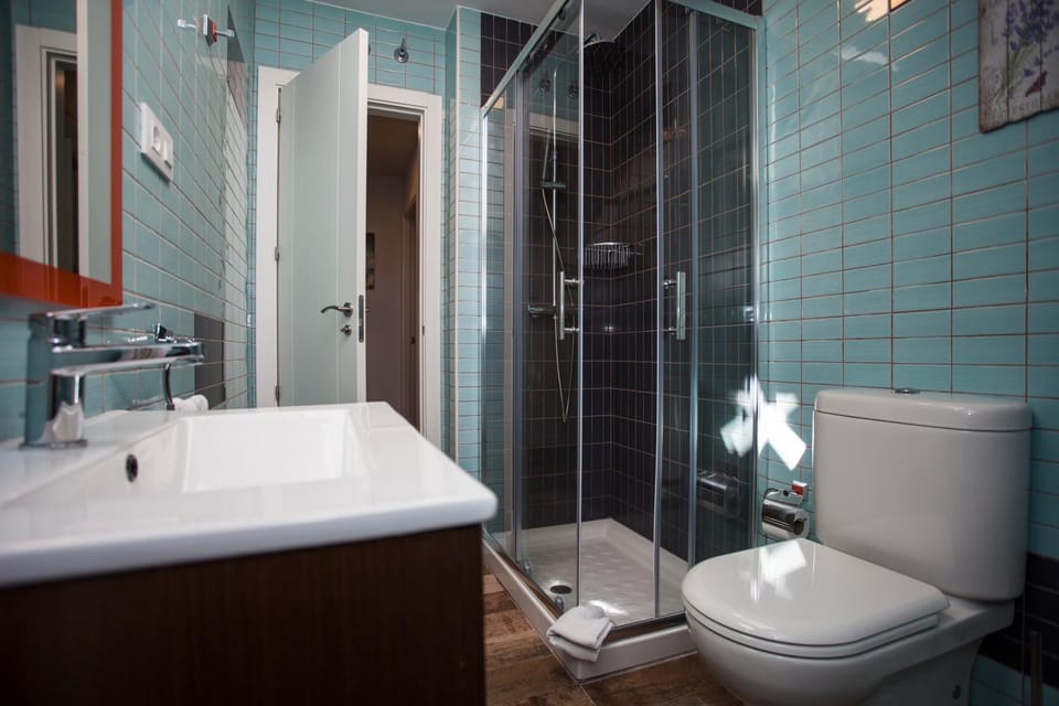 Shower, Bathroom
