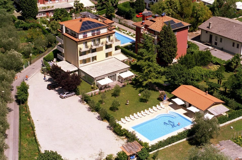 Bird's eye view, Garden, Garden view, Pool view, Swimming pool, Parking