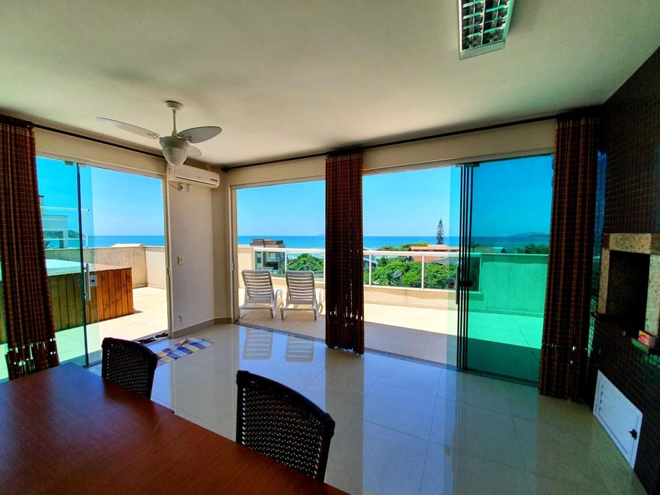 Cobertura Jacuzzi Vista Mar Apartment in Bombinhas
