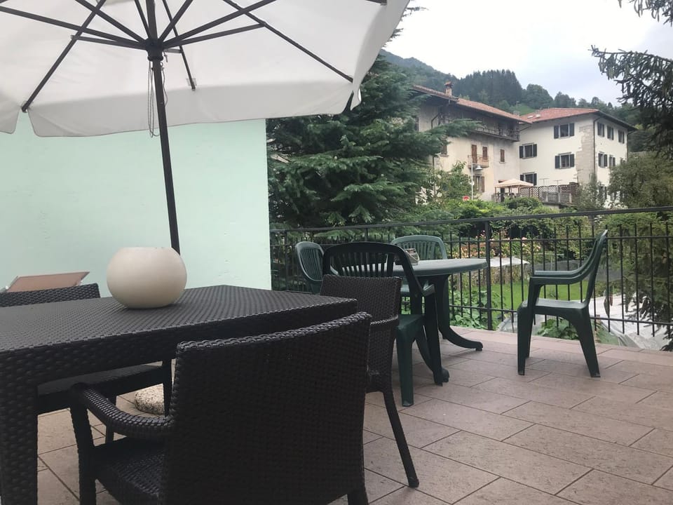 Property building, Balcony/Terrace