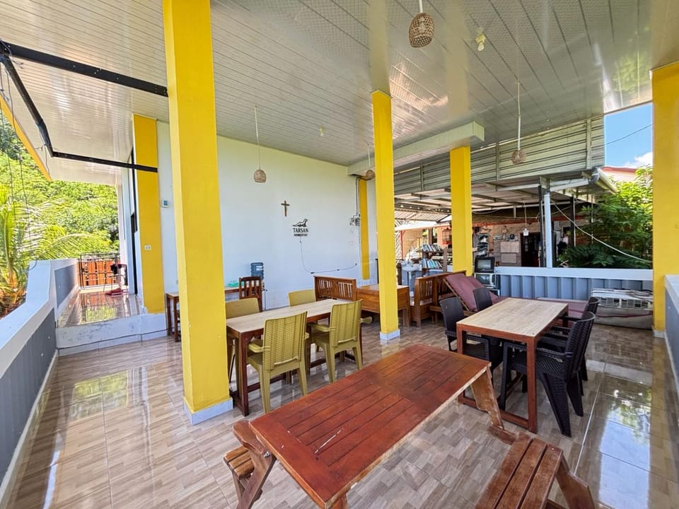 Tarsan Homestay Hostel in Indonesia