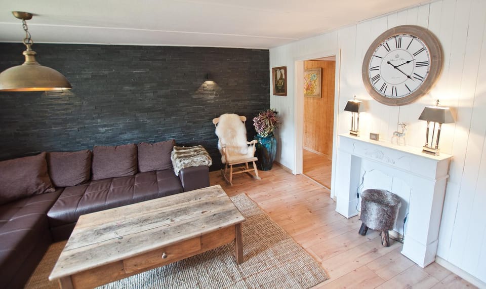 2BR apartment close to ski area and Jungfrau train Apartment in Grindelwald