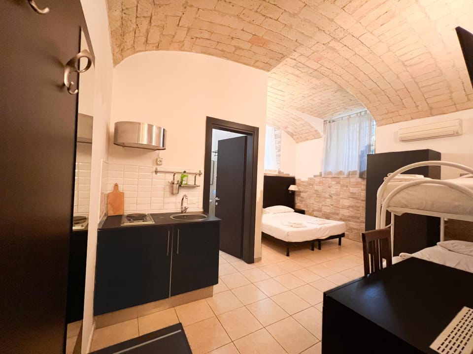 Kitchen or kitchenette, Living room, Bedroom