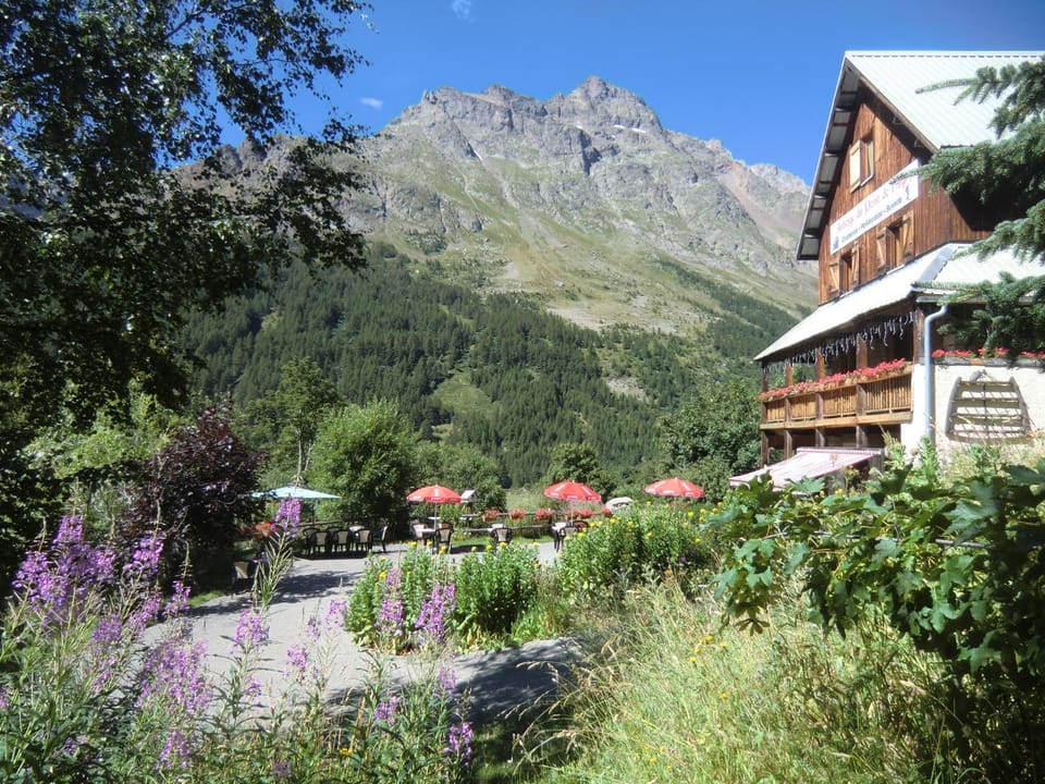Auberge du Pont de l'Alp Inn in Le Monêtier-les-Bains