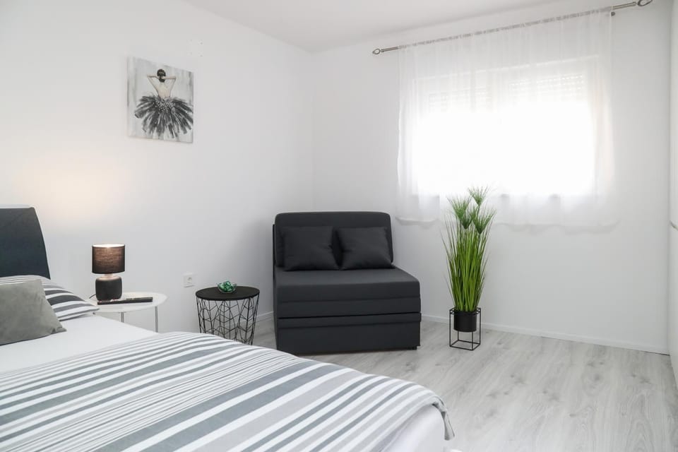 Imperium Rooms Zagreb Airport Apartment in Slovenia