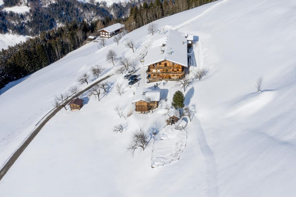 Property building, Winter