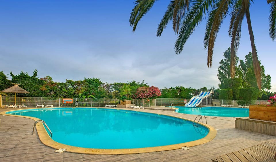 Pool view, Swimming pool, Swimming pool, Seasons
