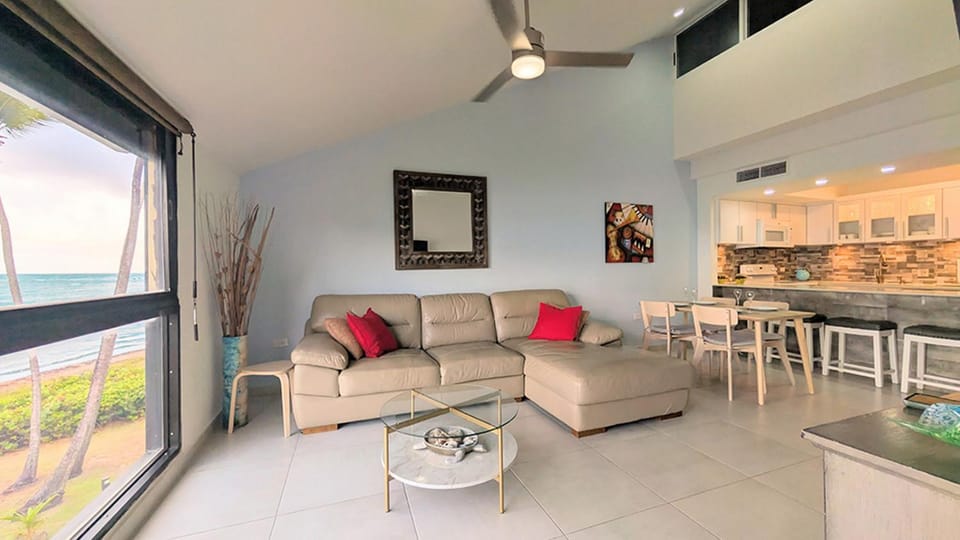 BV103 - Amazing Oceanfront Condo steps from beach Apartment in Palmas del Mar