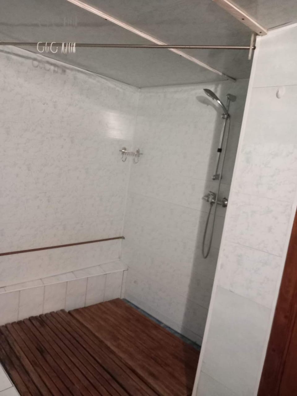 на гірському схилі Apartment in Lviv Oblast