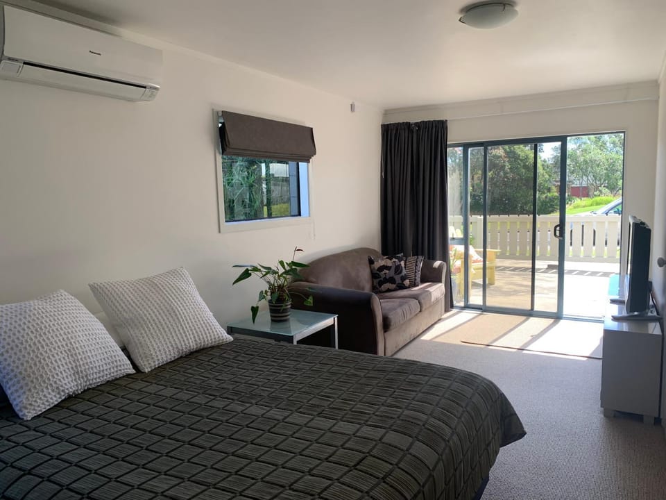 Long St Studio Apartment in Raglan