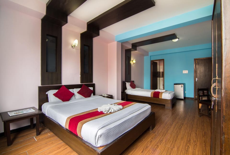 Bed, Other, Photo of the whole room, Bedroom