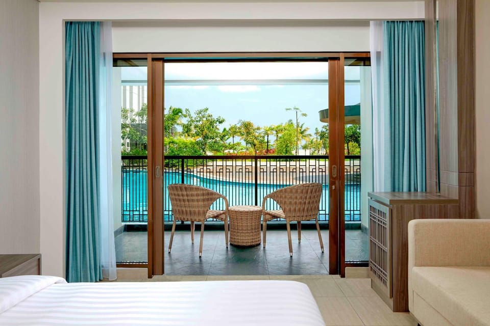 Balcony/Terrace, Pool view