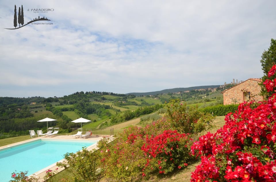 IL PARADISINO San Gimignano's Best Countryside Apartment in Tuscany