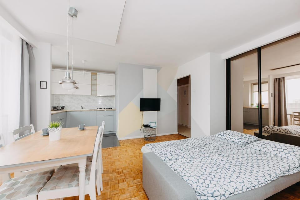 Bed, Living room