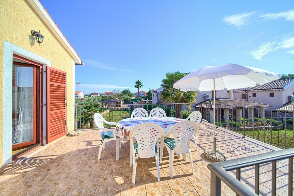 Neighbourhood, Balcony/Terrace, Garden view, Inner courtyard view